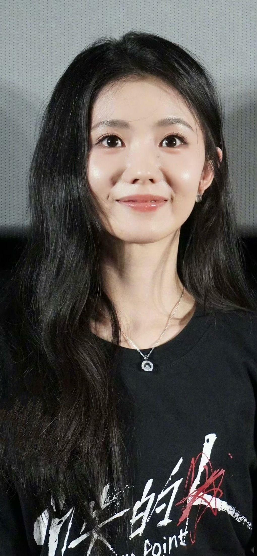 刘浩存清冷淡颜眼睛是有星星刘浩存​​​