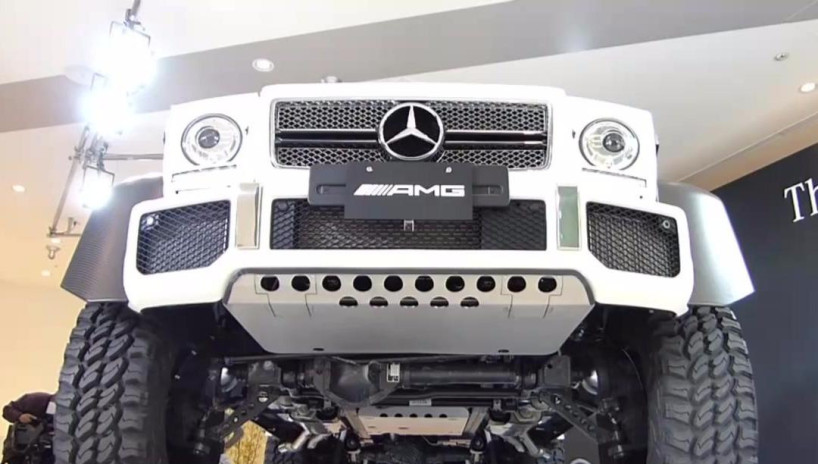 实拍奔驰g63 amg 6×6六驱越野车自带充放气过程