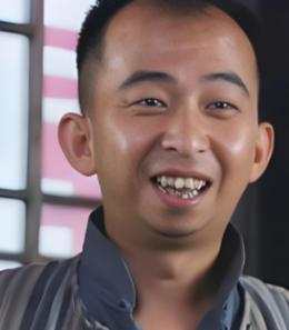 “这也太双标了吧！”演员巨兴茂身家过亿，娶了貌美如花的孟久淇，本该是人人羡慕的圆