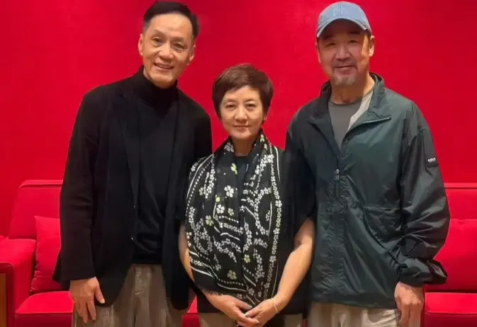 张国立，激动发文！9月6日深夜，71岁的演员张国立突然在社交平台上发了一条动态，语气罕见地激动。他去