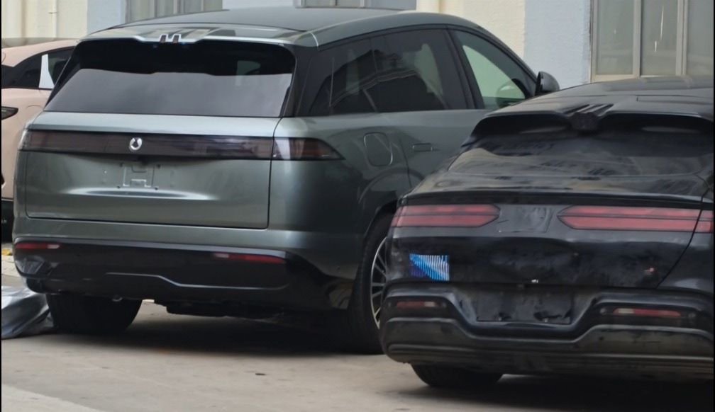 腾势全新N8？车尾设计很能打，霸气