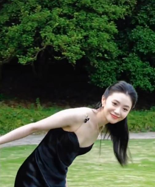 刘浩存的活力感满满