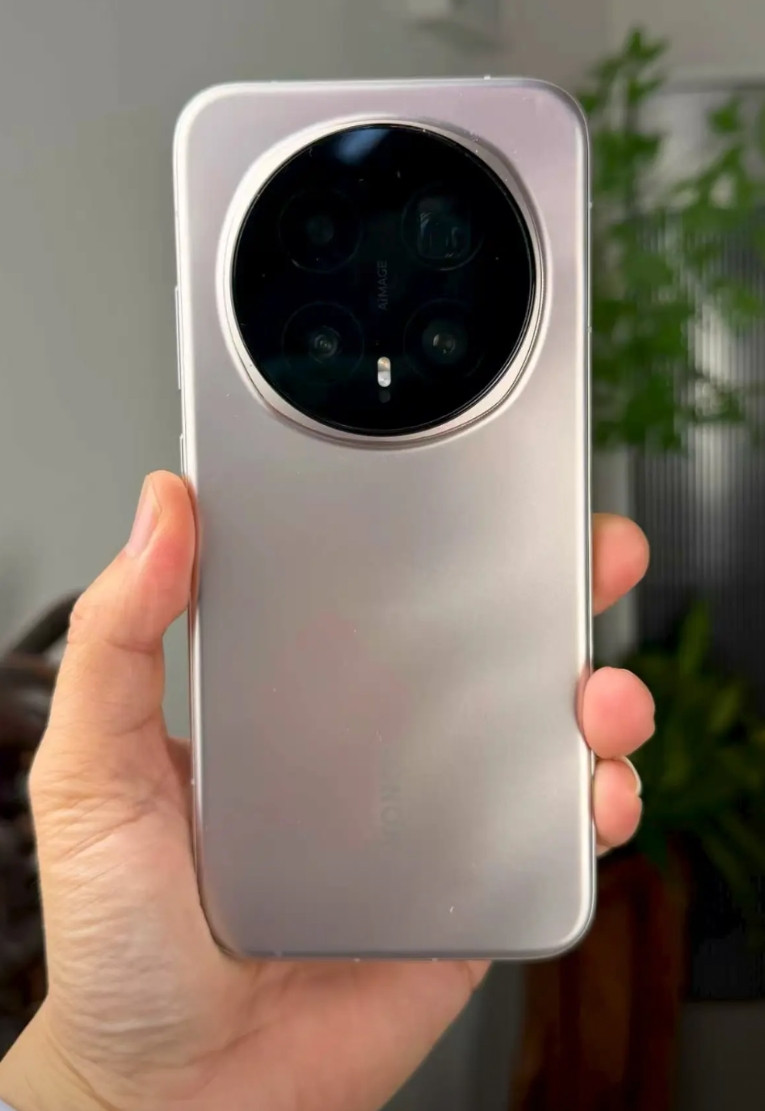 近期除了荣耀GT2、Magic8mini、Magic8Ultra外，还有一款神