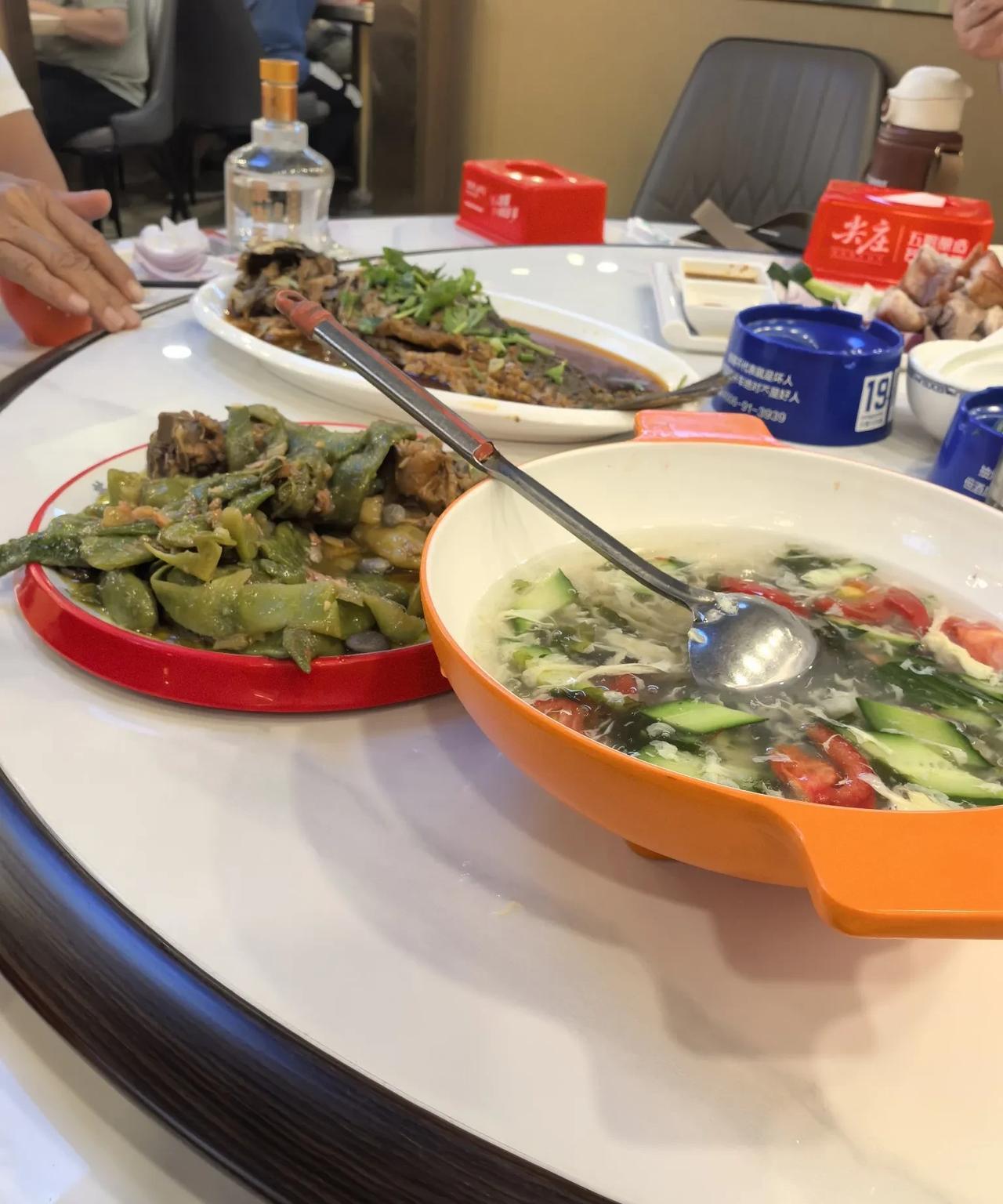 我亲眼见证了鄂尔多斯人是真有钱！[赞][呲牙笑]我的外甥女从内蒙古的
