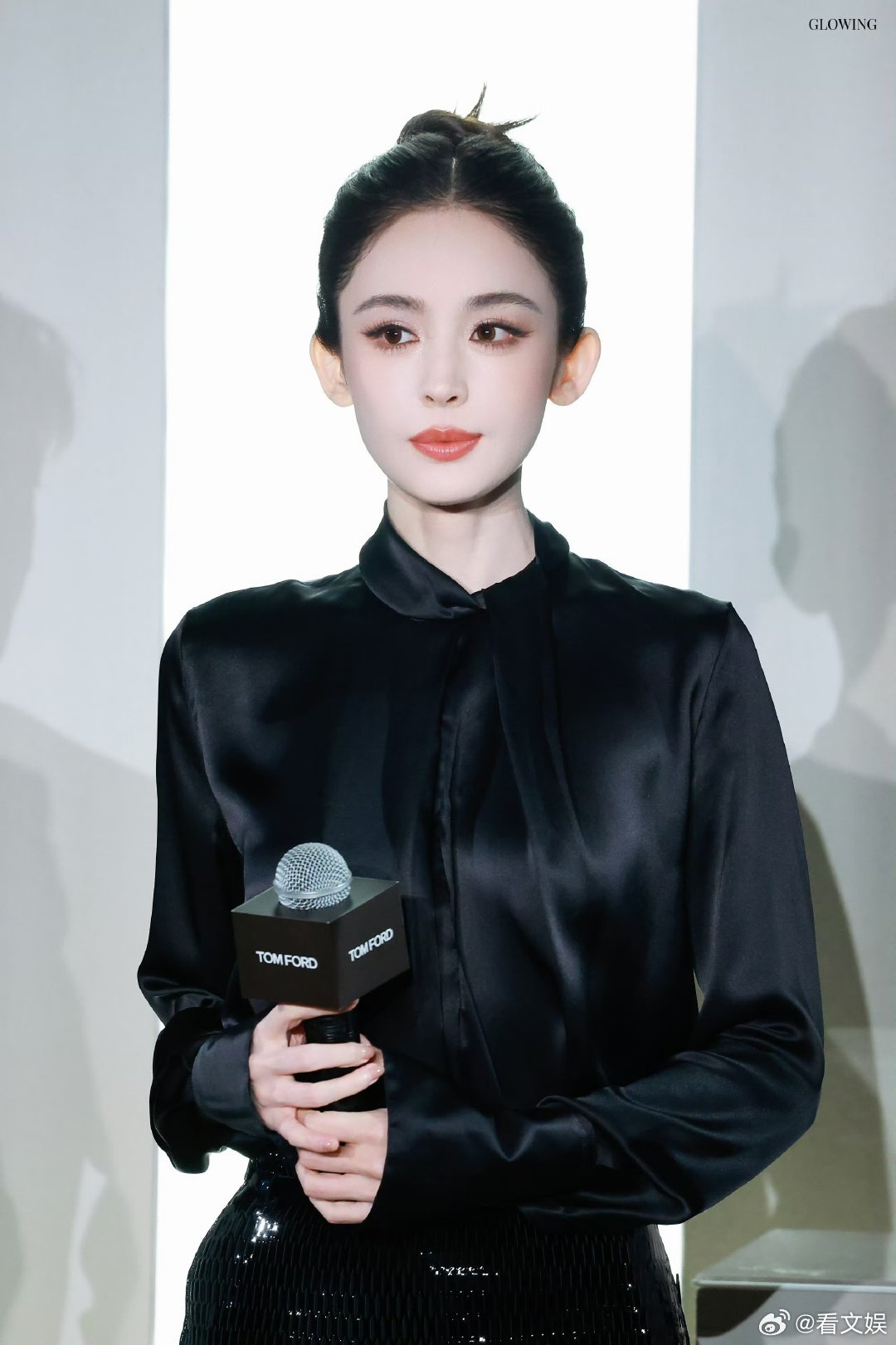 娜扎好高贵的黑天鹅娜扎近今日活动路透，好高贵的黑天鹅！