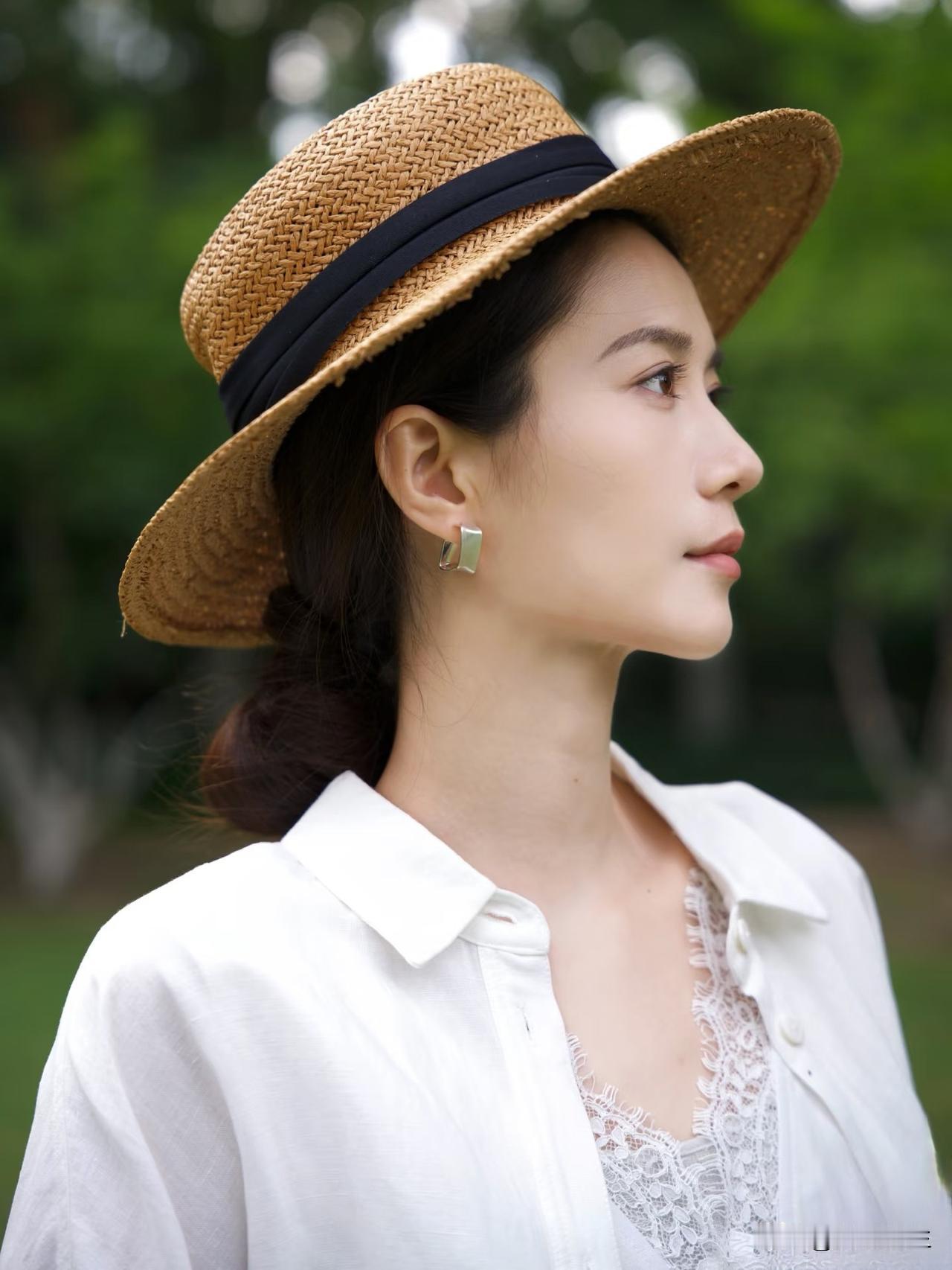 因为一首诗而去了一座城你一句春不晚我就到了真江南…忙里偷闲[/哭笑][