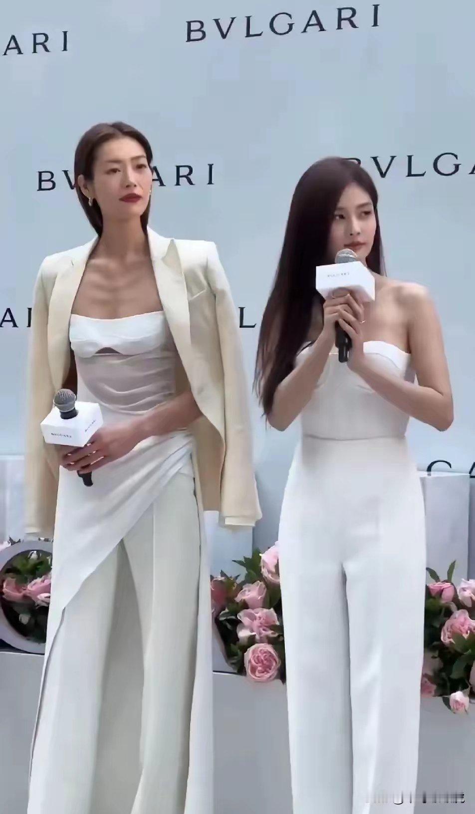 事实证明，没有对比就没有伤害。果然女生不能太瘦，还是有点肉肉的，才好看，实话实说