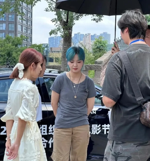 万万没有想到，当年的假小子居然变得那么有女人味了，白瞎我看了十几年电视，现在才知