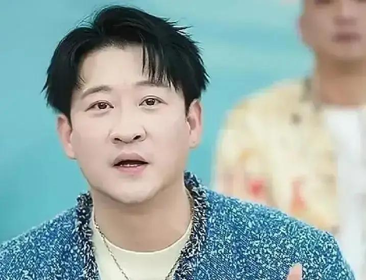 周末票价涨五成还抢空天津分社上周六晚加开第三场，最贵票380涨到550，照