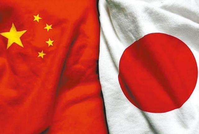 刷到一位日本客户最近在社交媒体上的吐槽，说是联系中国的电路板制造商时，对方直接说