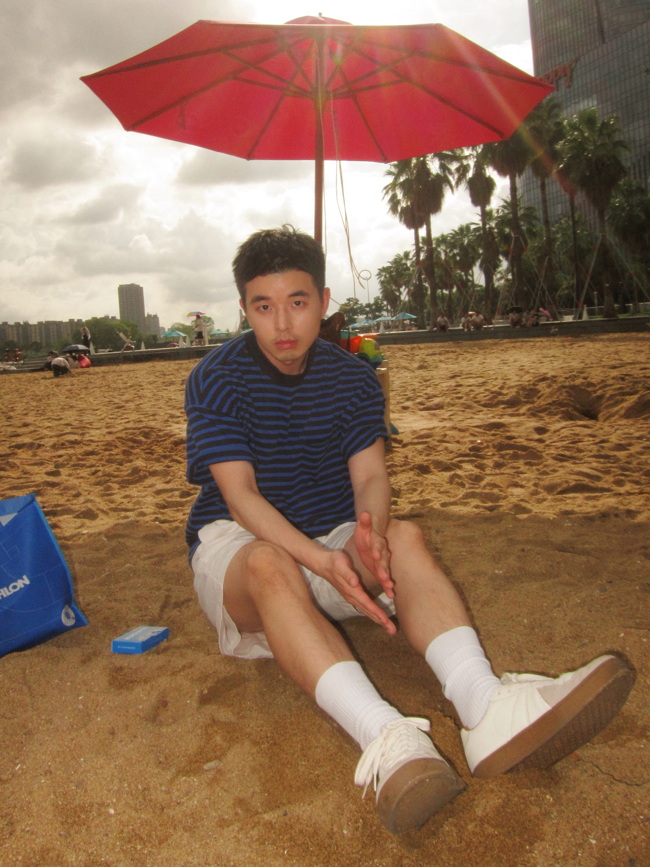 🏝️：​​​