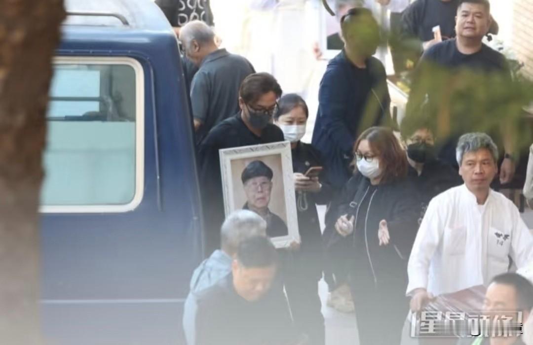 看马国明，即便早已经跻身TVB一线演员，获得视帝，半点不自由，或者说是工作狂。