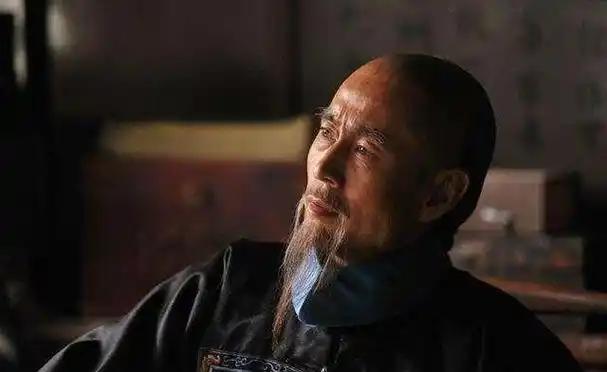 朝廷不给湘军拨款，而且将士的待遇又高，曾国藩从哪里弄这些钱？咸丰三年，曾国藩