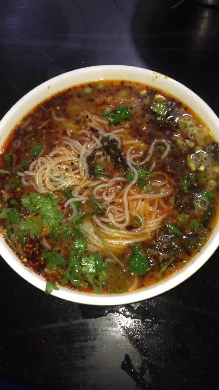 雪中莲米线版曲谱_过桥米线图片