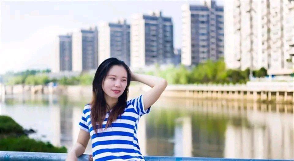 女人愿意和一个男人长期保持联系，原因通常就这3点。一是情感依赖。女人在感情里容