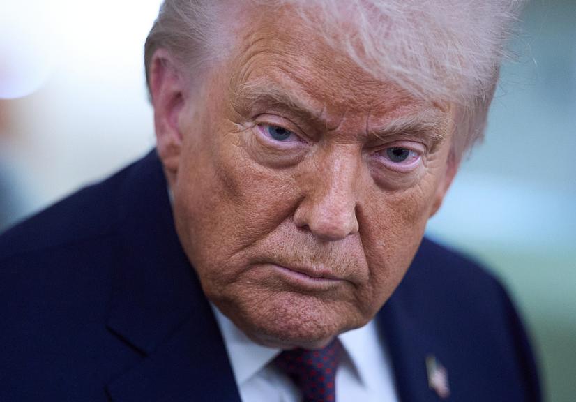 特朗普终于意识到，原来最大的妥协派是哈梅内伊本人，结果却被自己亲手干掉了……