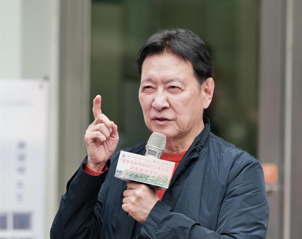 赵少康强势放话：“若要开除韩国瑜，那得先开除我赵少康！”。国民党副主席季麟连公