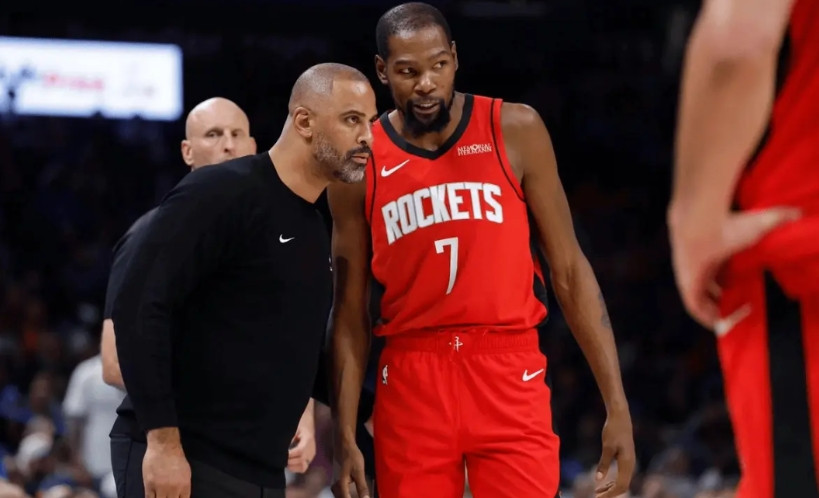 火箭接连输给湖人，暴露出来的内部问题主要有3个：1.教练乌度卡的执教水平不够。