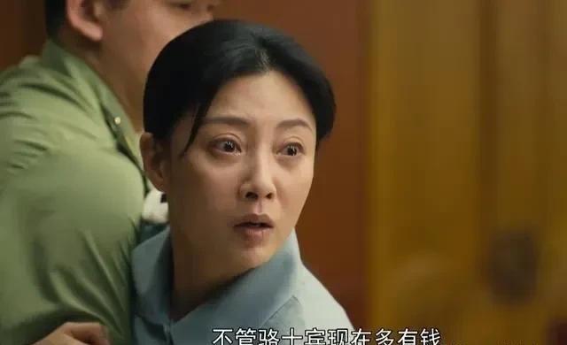 《人世间》开拍，宋佳却说：“拍戏的时候，我不愿意和殷桃住在一个屋子里。”原来是殷