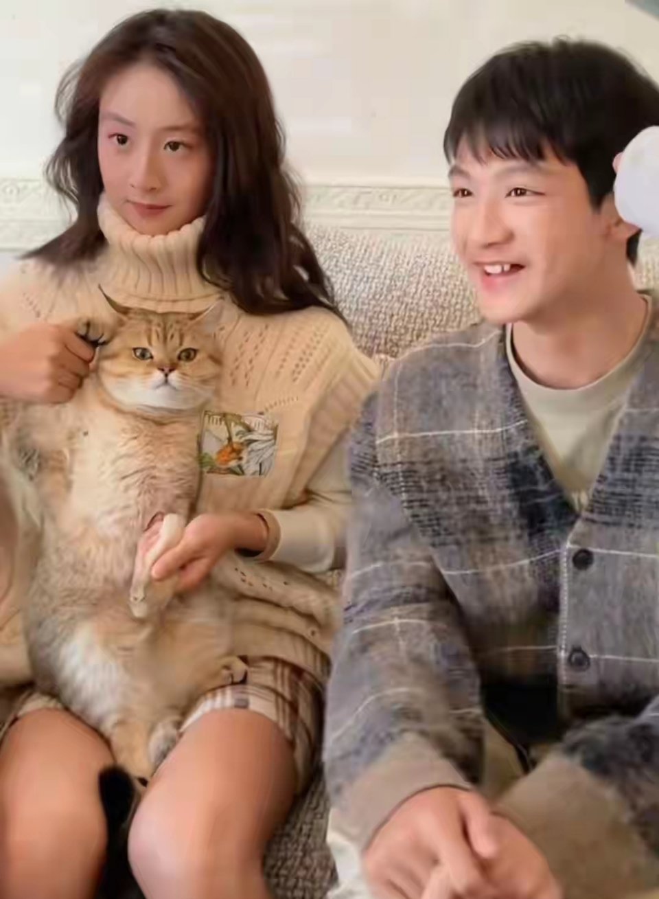 田亮晒17岁女儿，森碟穿背心牛仔裤清甜十足，身材比例胜过叶一茜