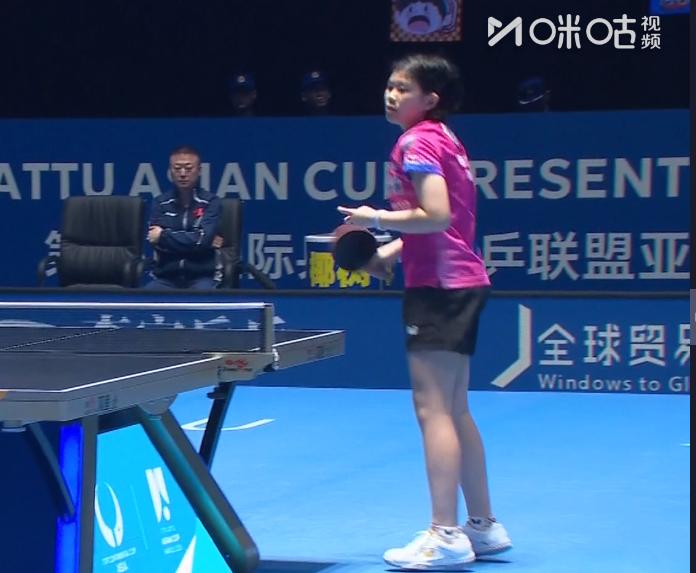 为什么孙颖莎各种打法都要用一遍呢？我算看明白了，马琳就是让她拿着叶伊恬练手的