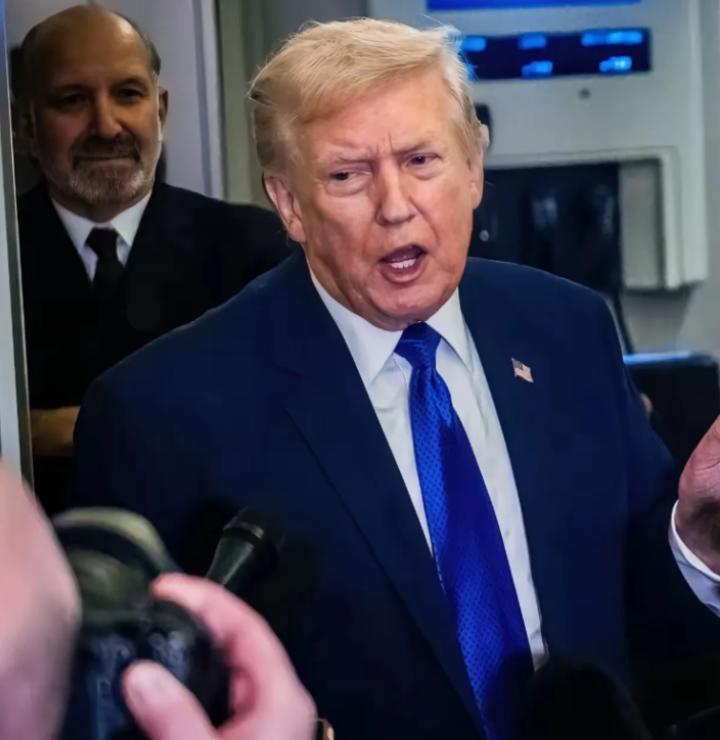 特朗普谈黎智英被判刑，这次终于说对了！2月9日，记者问特朗普道：总统先生，您听说