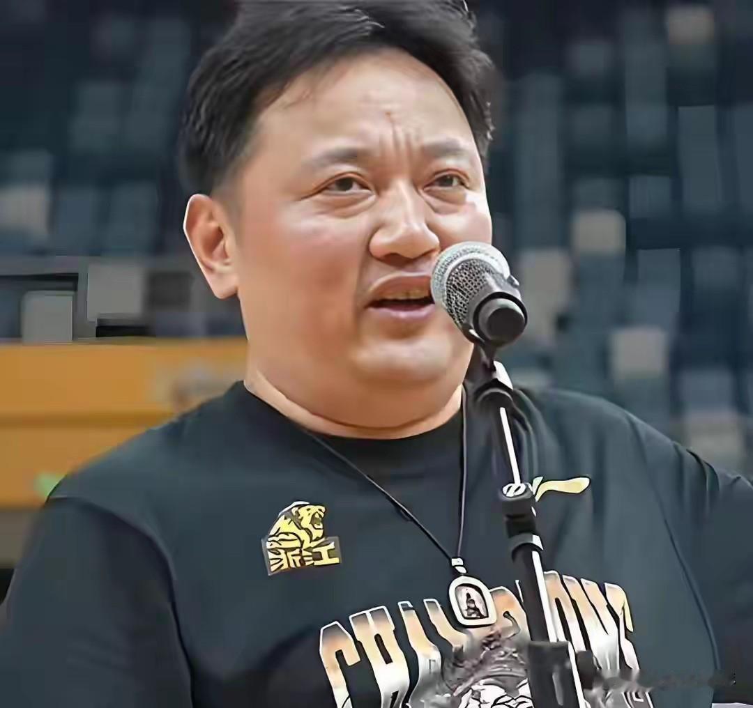 卫冕冠军浙江广厦陷债务危机，只能靠卖球员来缓解资金链问题！事因全由广厦实控人楼
