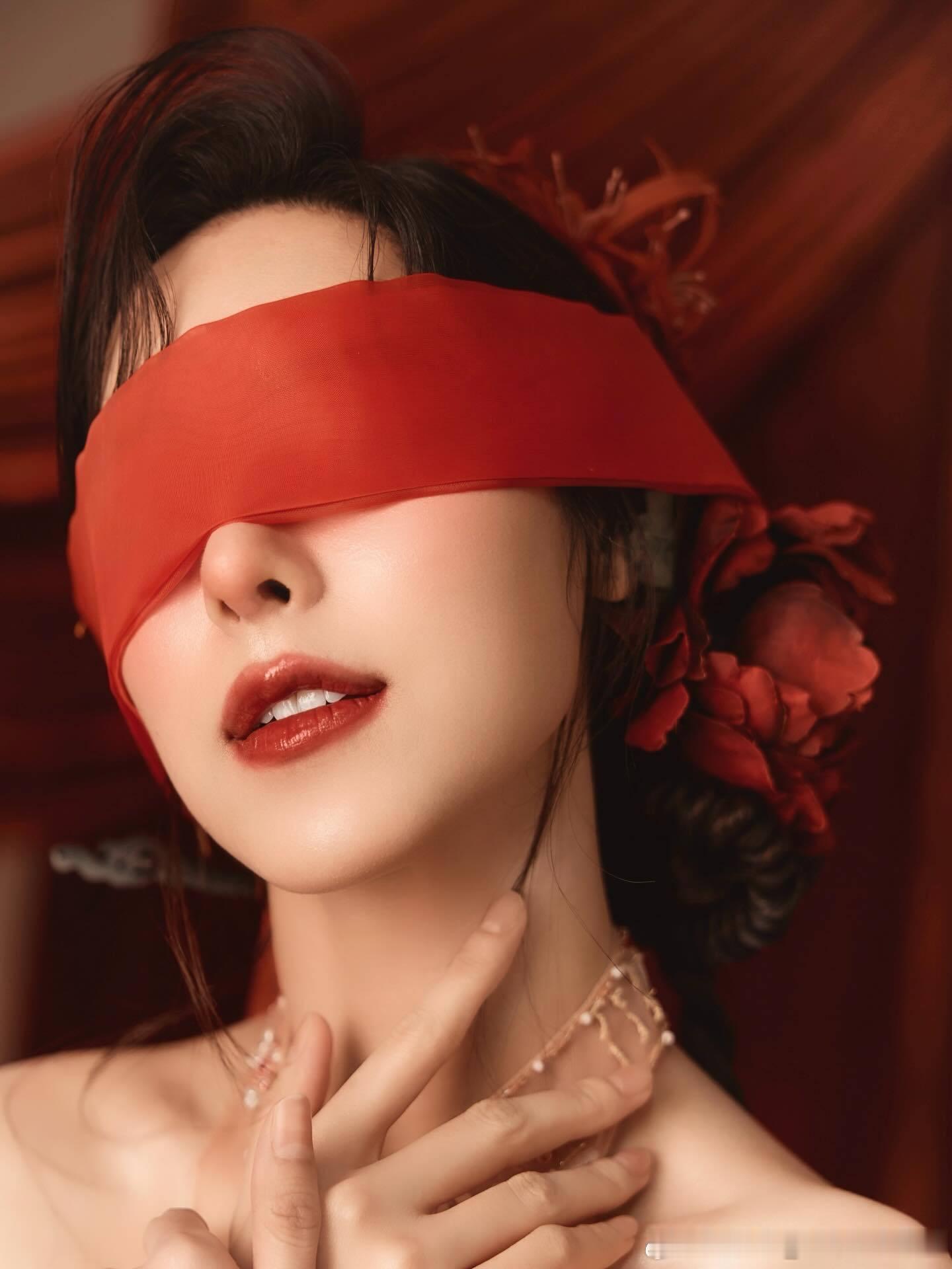 punpreedee女鹅IG&X&发型师IG更新！新年快乐，万事如意（红色这套