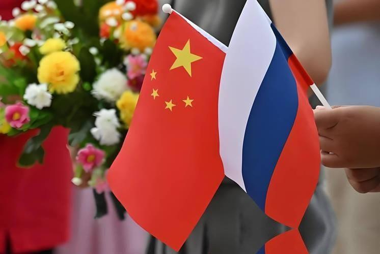 8月8日这一天，乌克兰战场彻底沸腾了。普京这次出手是真狠，不仅说打就打，而且一出