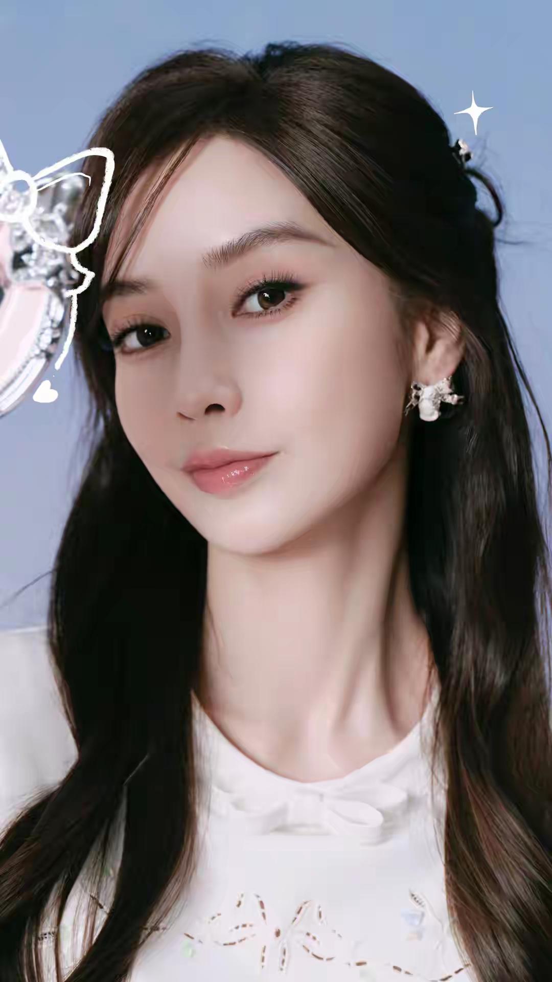 杨颖可爱多一点，干爽多一点