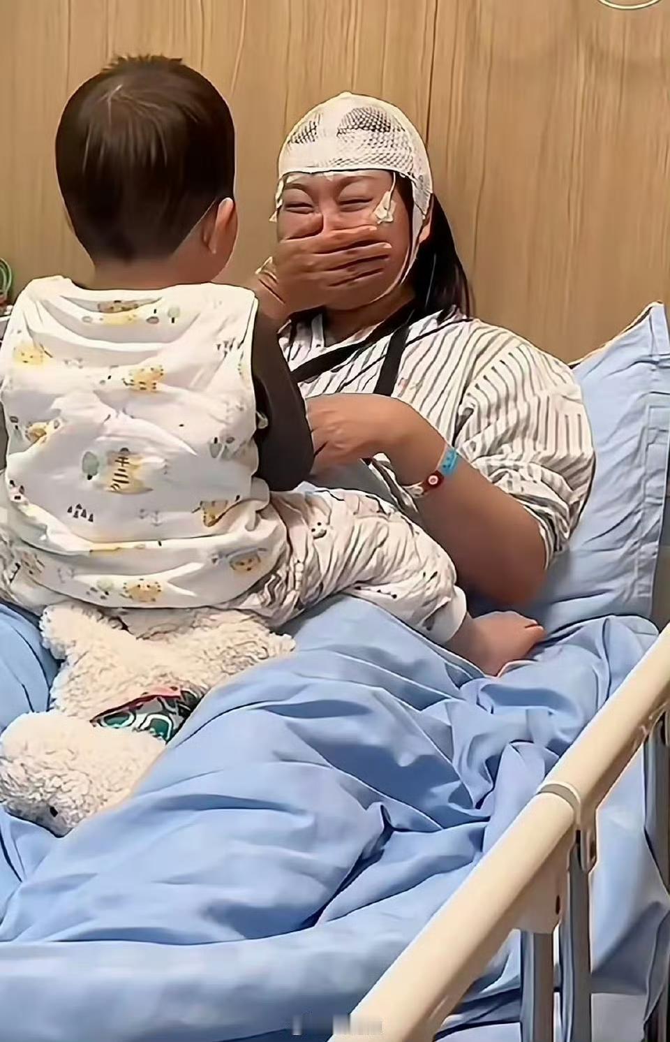 终于理解王暖暖了，不是她不要命，是她自己违抗不了资本。当着那么多人的面晕倒