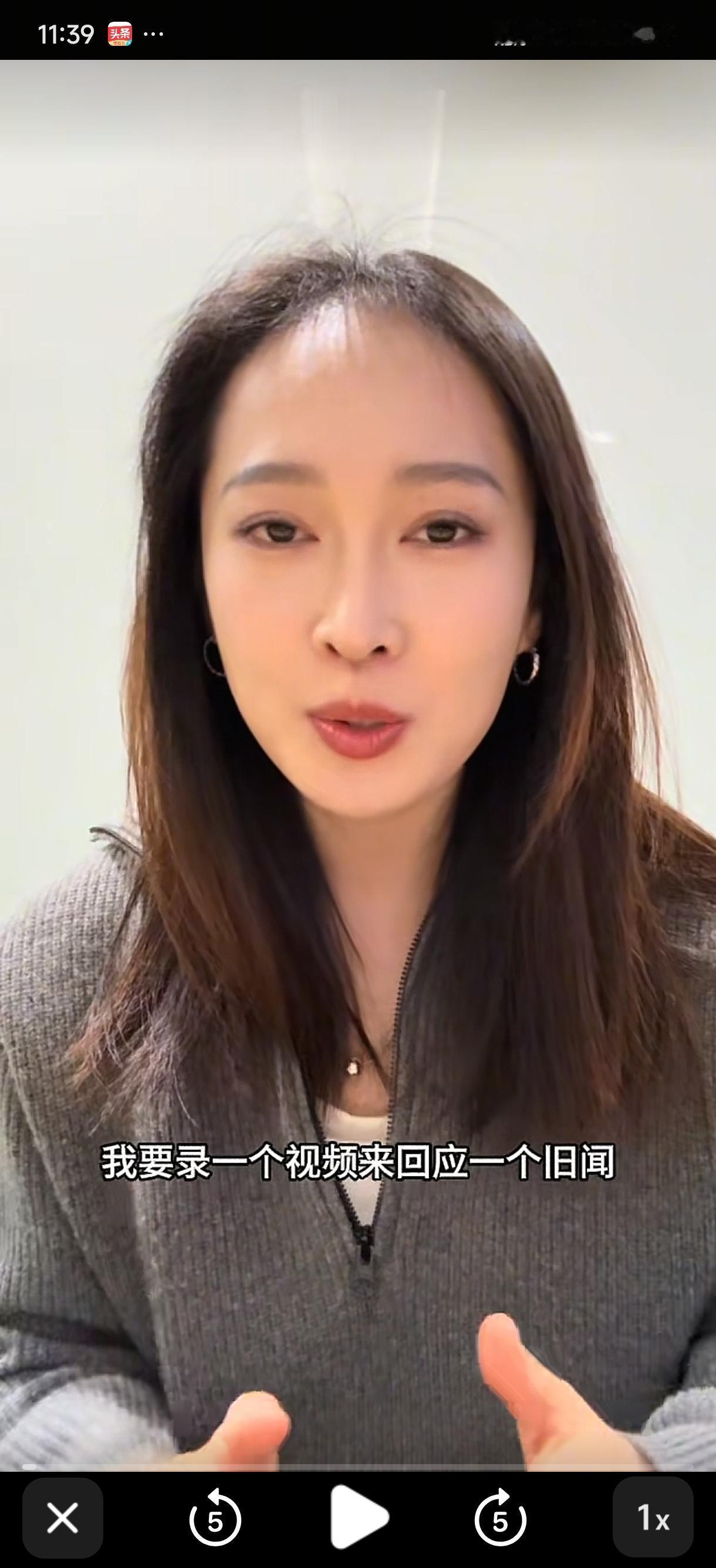 东方甄选道歉了。对着空气道歉。YoYo那句“我们没保护好宇辉”，迟到了整整两