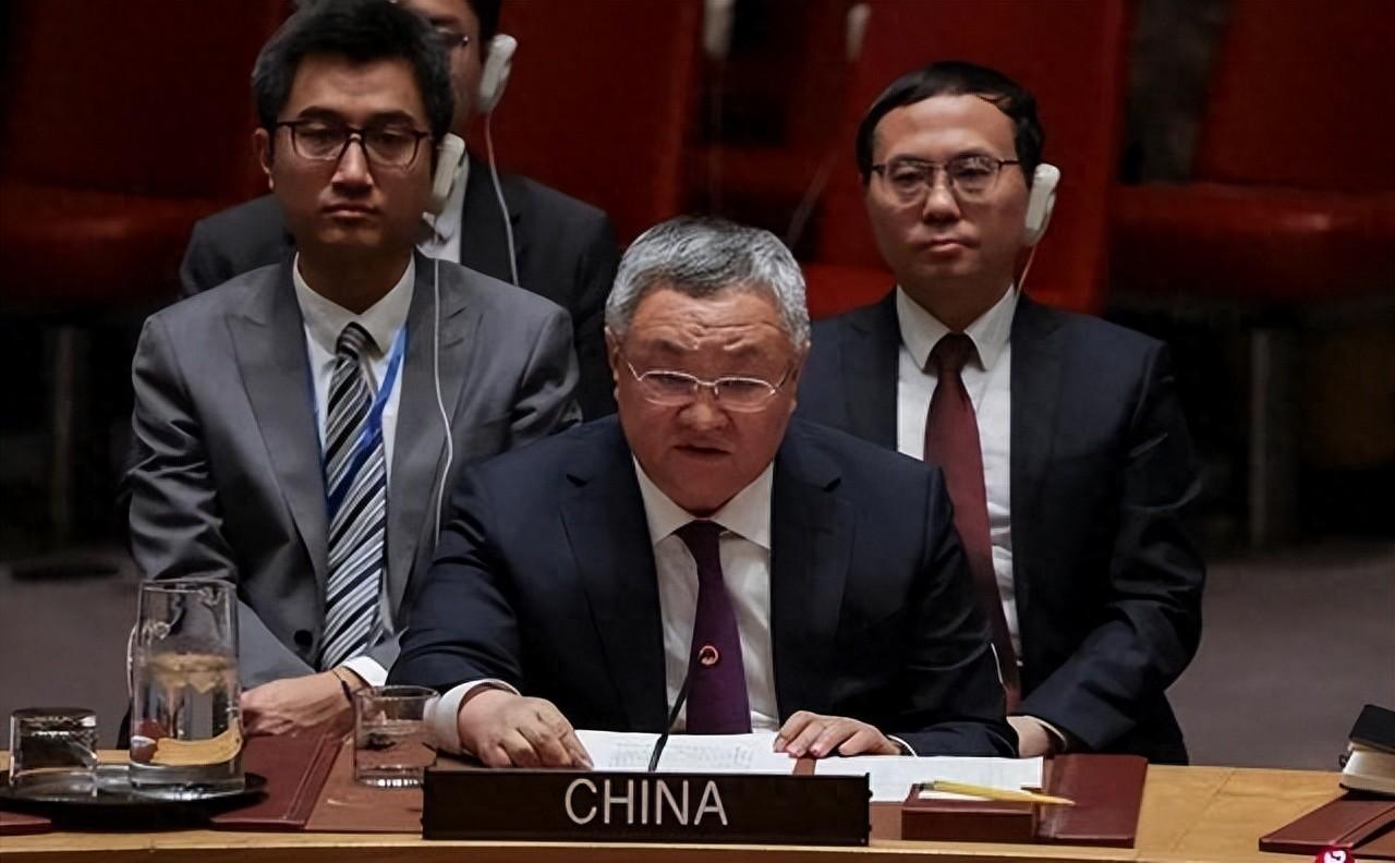 国际场合直面伊朗，中方明确批评：这件事上伊朗做得不对。在100多个国家在