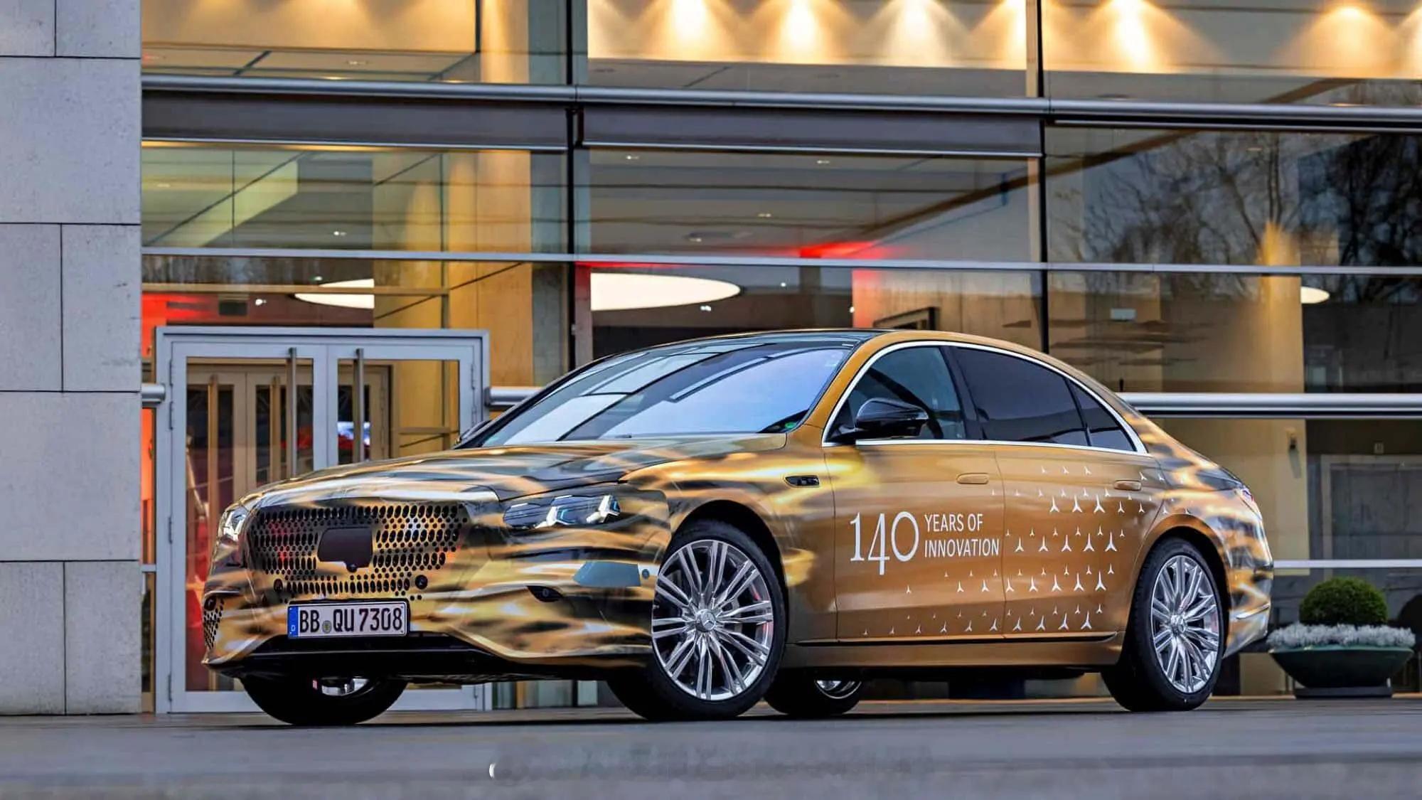 奔驰S级要大改了！大改款奔驰S级将会于1月29日，也就是奔驰成立140周年之际发