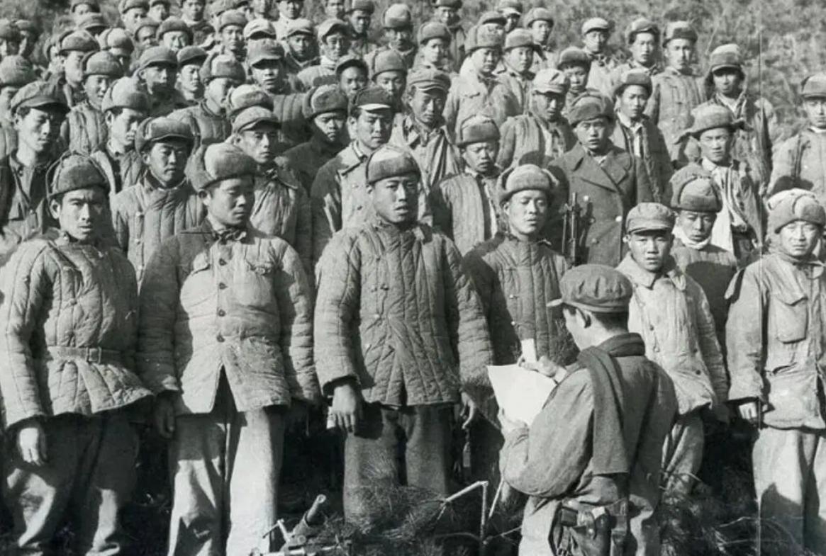 来说说抗美援朝各个部队的表现吧。1953年7月13日21时，金城以南二十五公