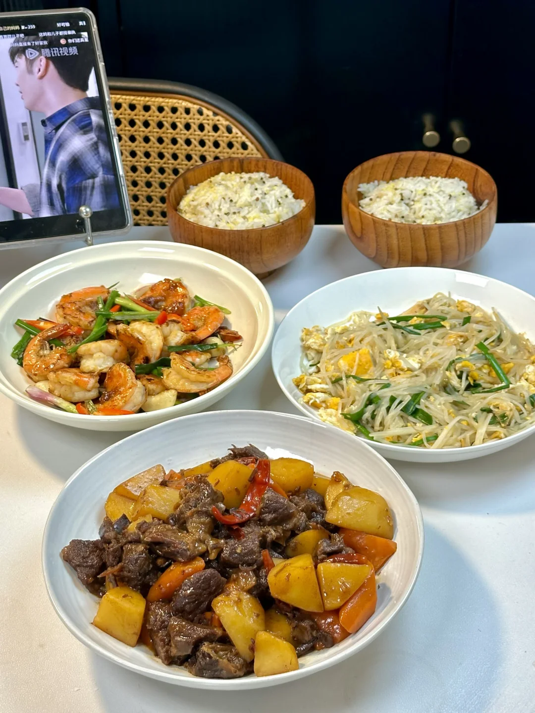 🥣 打工人的晚餐