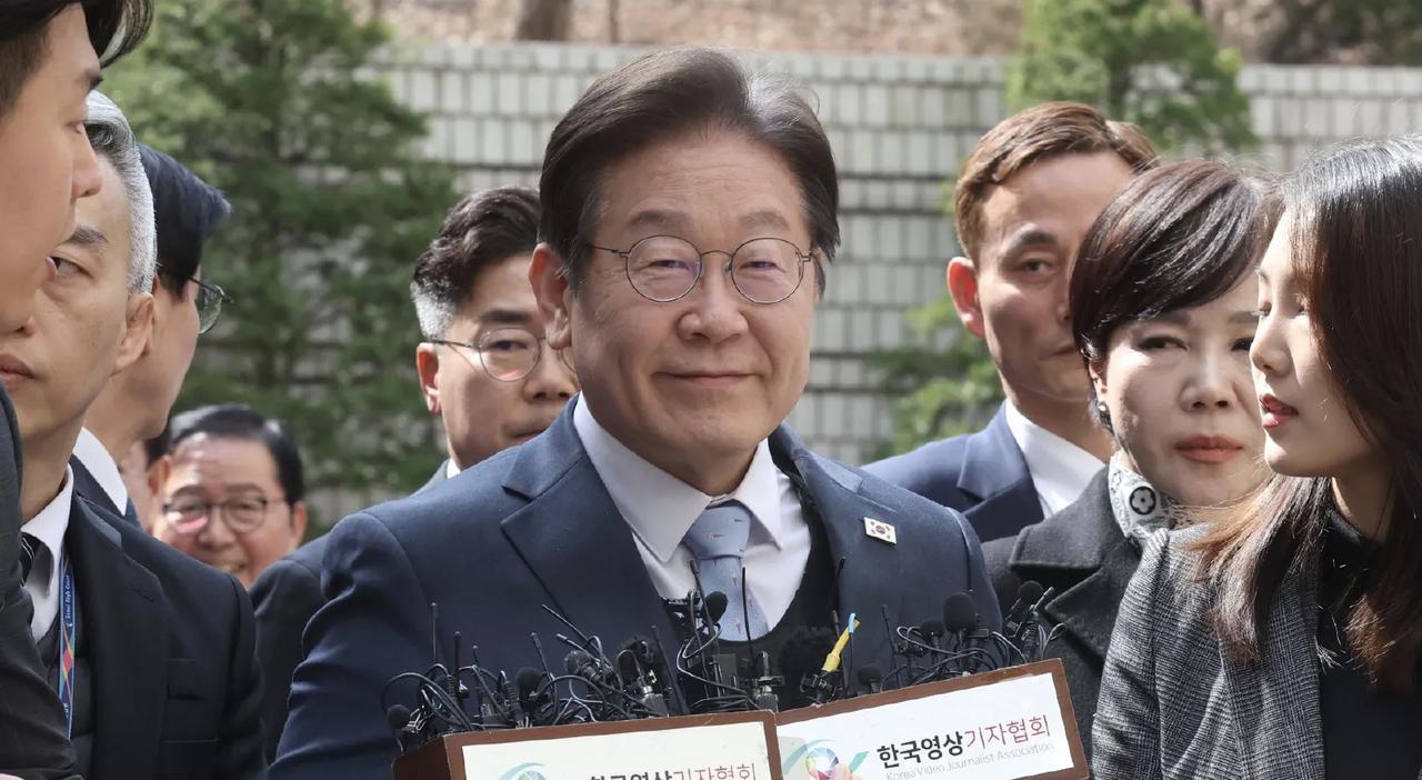 韩国总统最热门候选人李在明犯了什么罪？当前韩国在野党领袖李在明无疑是韩国总统最