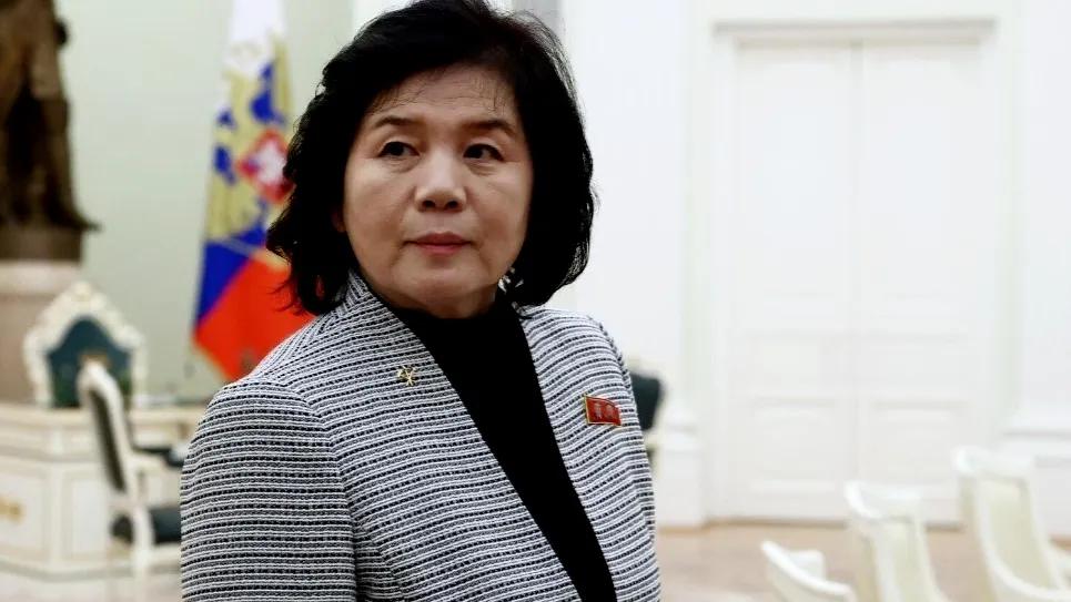 朝鲜有一一套活下来的逻辑：美国惹我，我打韩国——伊朗现在面对的局面，和当年朝鲜的