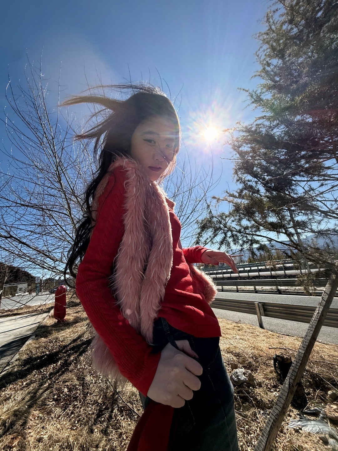 妈妈马上退休，身体不太好，不会再上班了，我应不应该每月给妈钱，有点养老焦虑。我家