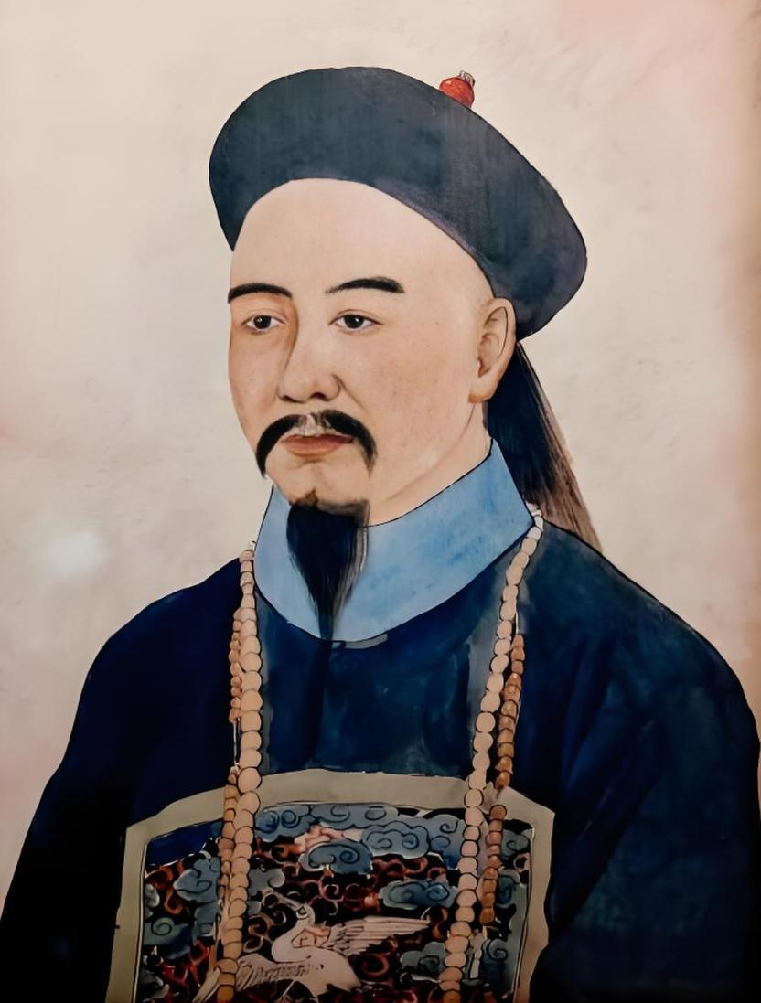 乾隆十三年戊辰科状元梁国治，官拜东阁大学士兼户部尚书，他的一生功绩一般，优点是大