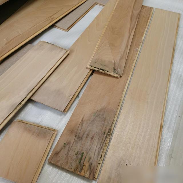 真的忍不了！南方梅雨季的木地板太坑人了！最近刷到好多人说不铺木地板了，学学广州人