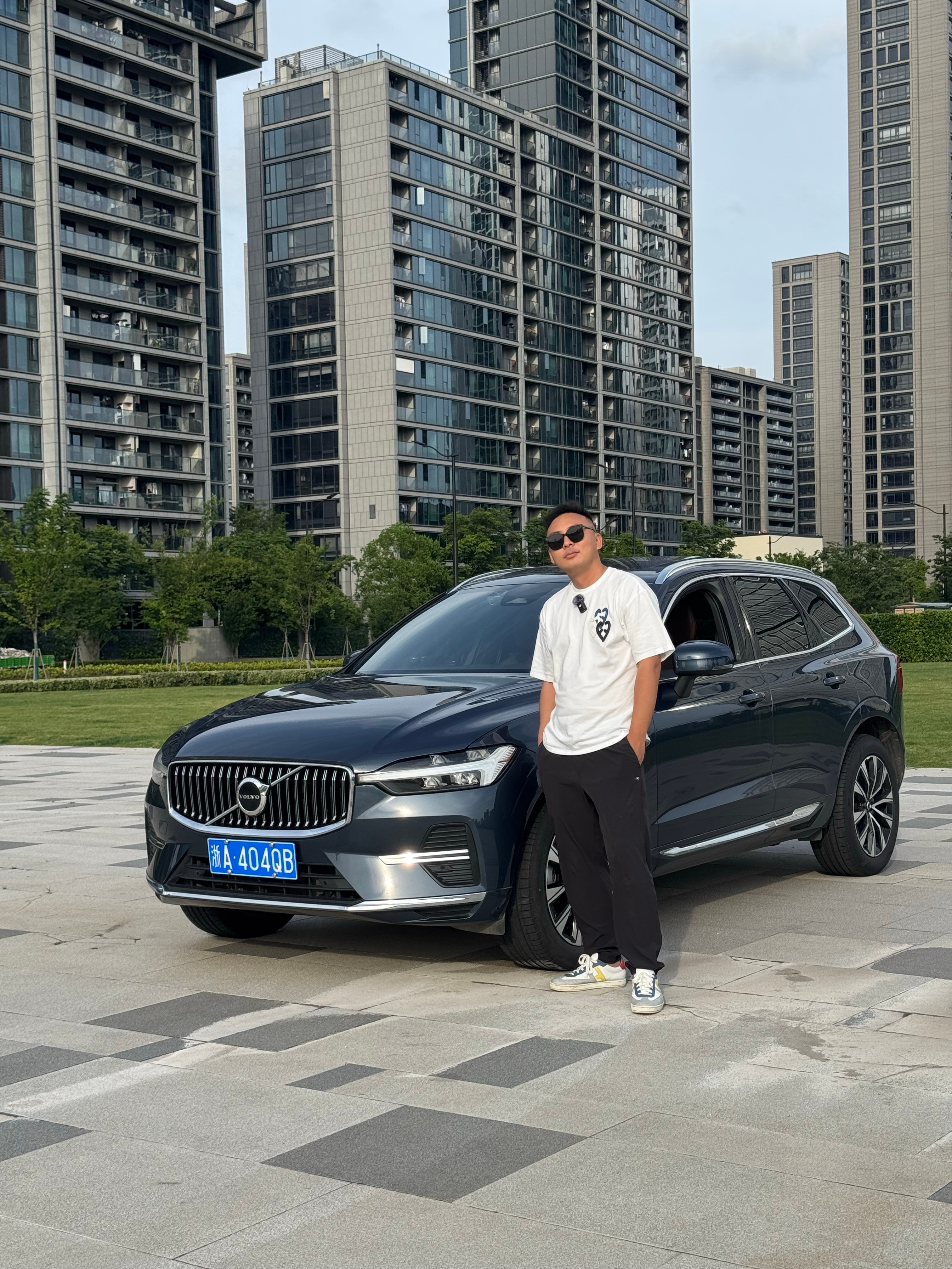 奔驰有奔驰味宝马有宝马味这沃尔沃的车是真没味儿[笑着哭]​​​