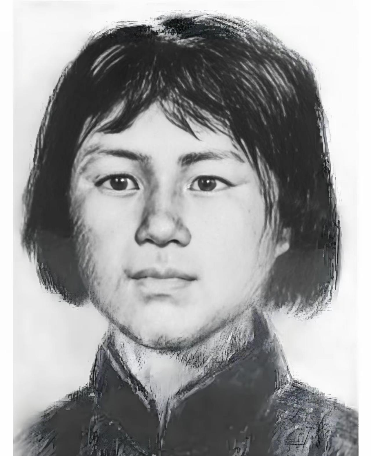 当你15岁的孩子还在家打游戏时，她的头颅却被小鬼子挂在了城墙上。她叫成本华