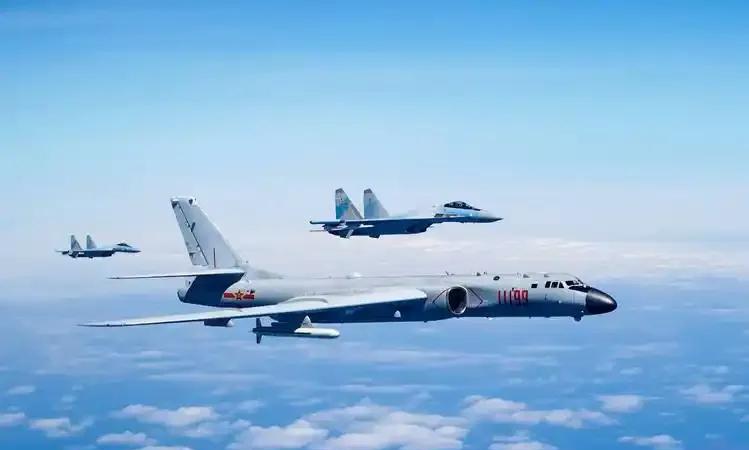 中国轰6N是轰6最新改进型，是一款准战略轰炸机？实际结果如何？轰6N最大起飞重