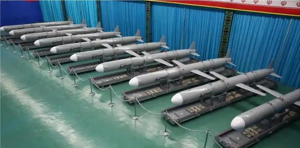 这仗没法打了，跟伊朗打了7天，美国才突然发现一个严重问题，这仗越打越赔本，美国的