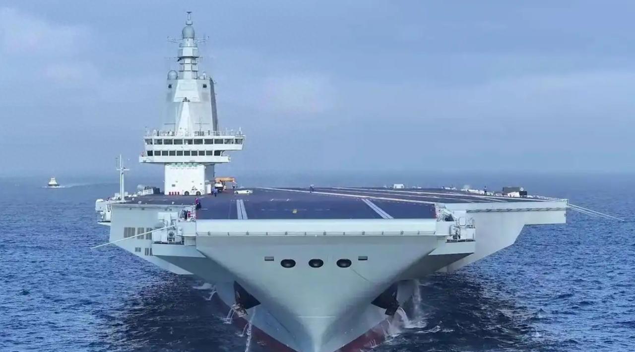 坚决反对中国建造核动力航母？不打仗优点多多，一打仗全是缺点？伴随福建舰海试进程的
