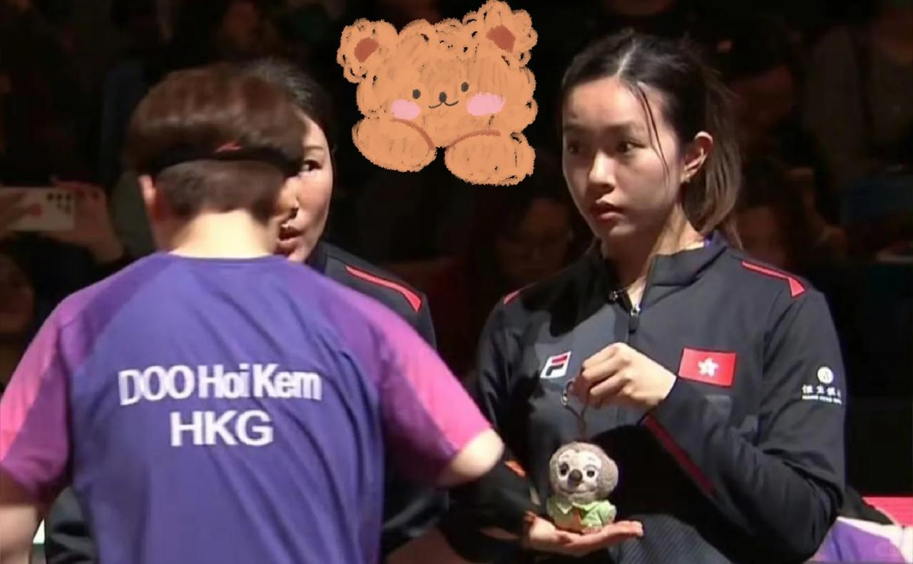 杜姐一上场，咏琳就从口袋掏出闪电。连续两场比赛，只要杜凯琹一上去打比赛，吴咏琳