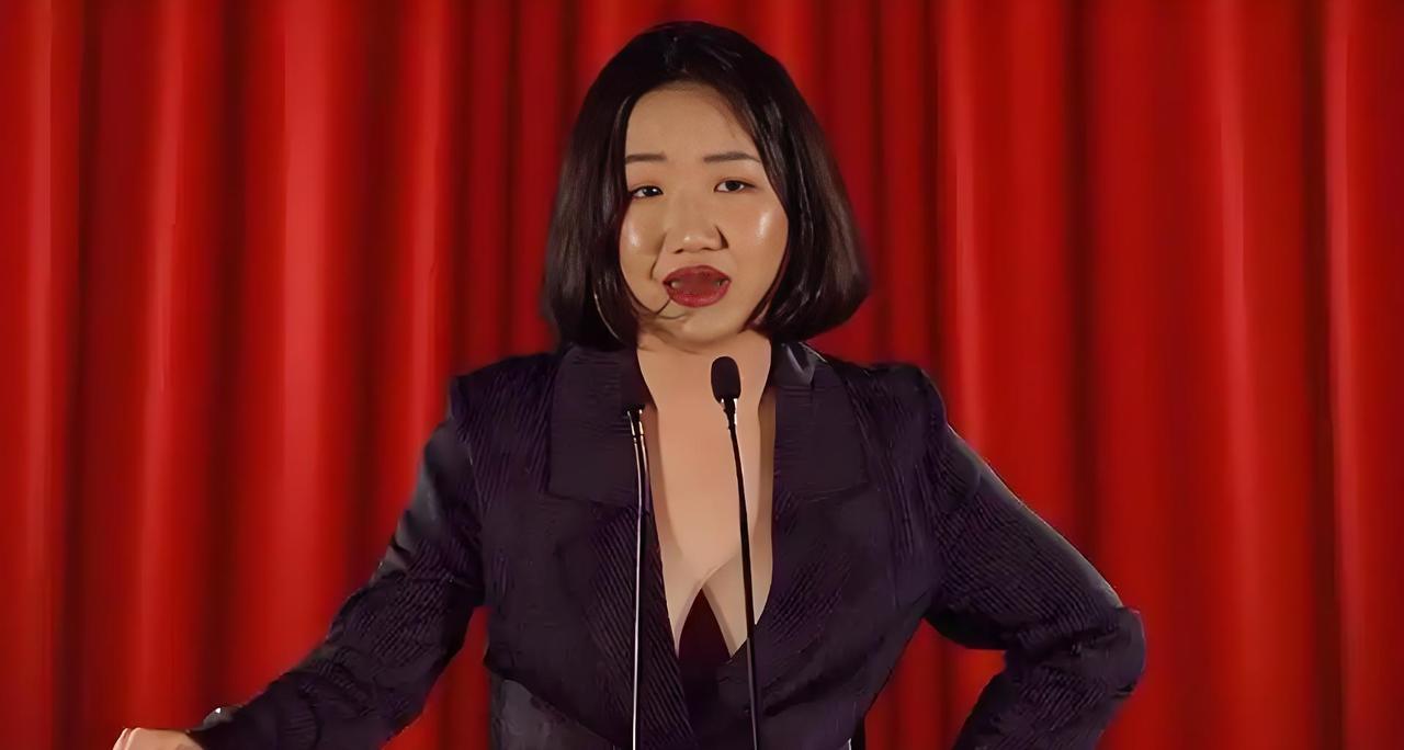 她就是新疆棉事件的罪魁祸首！“反华妖女”李秀中，靠诋毁中国来讨好西方国家，直言不