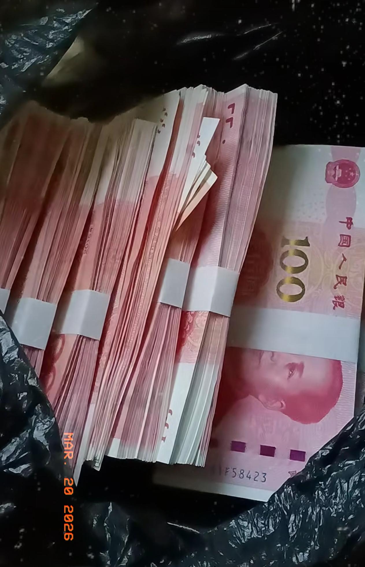 真心劝大家一句，今年这行情真的太不好了。手里有5万到10万闲钱，想投资赚钱