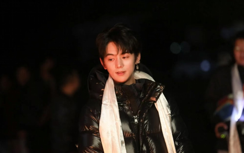 丁真工作室欠税3.4万致歉：系外聘财务疏忽，已全额缴清